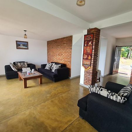 Hello Kandy Homestay Exterior photo