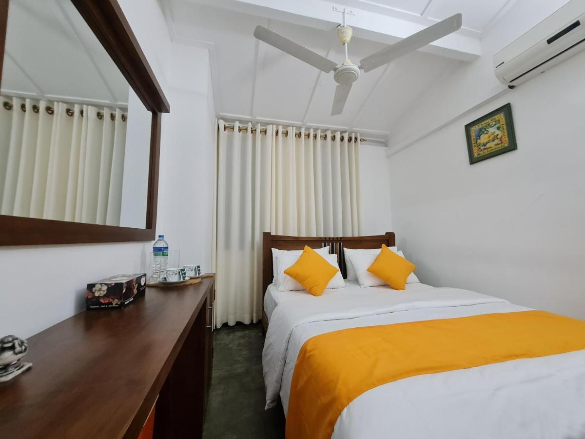 Hello Kandy Homestay Exterior photo