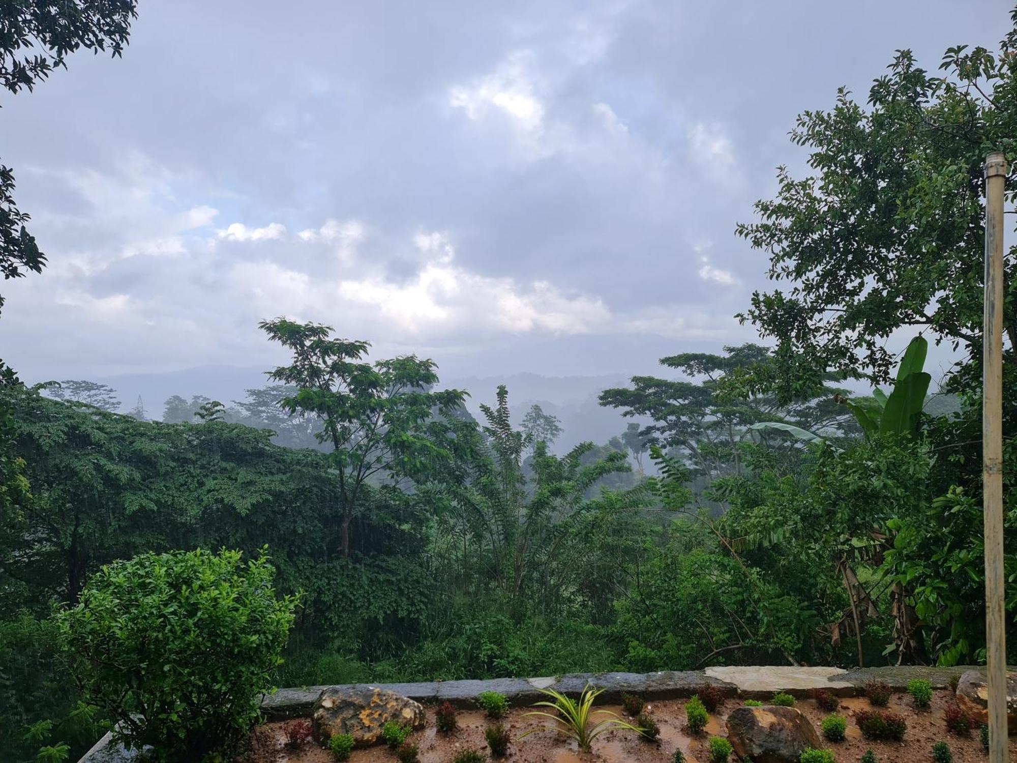 Hello Kandy Homestay Exterior photo