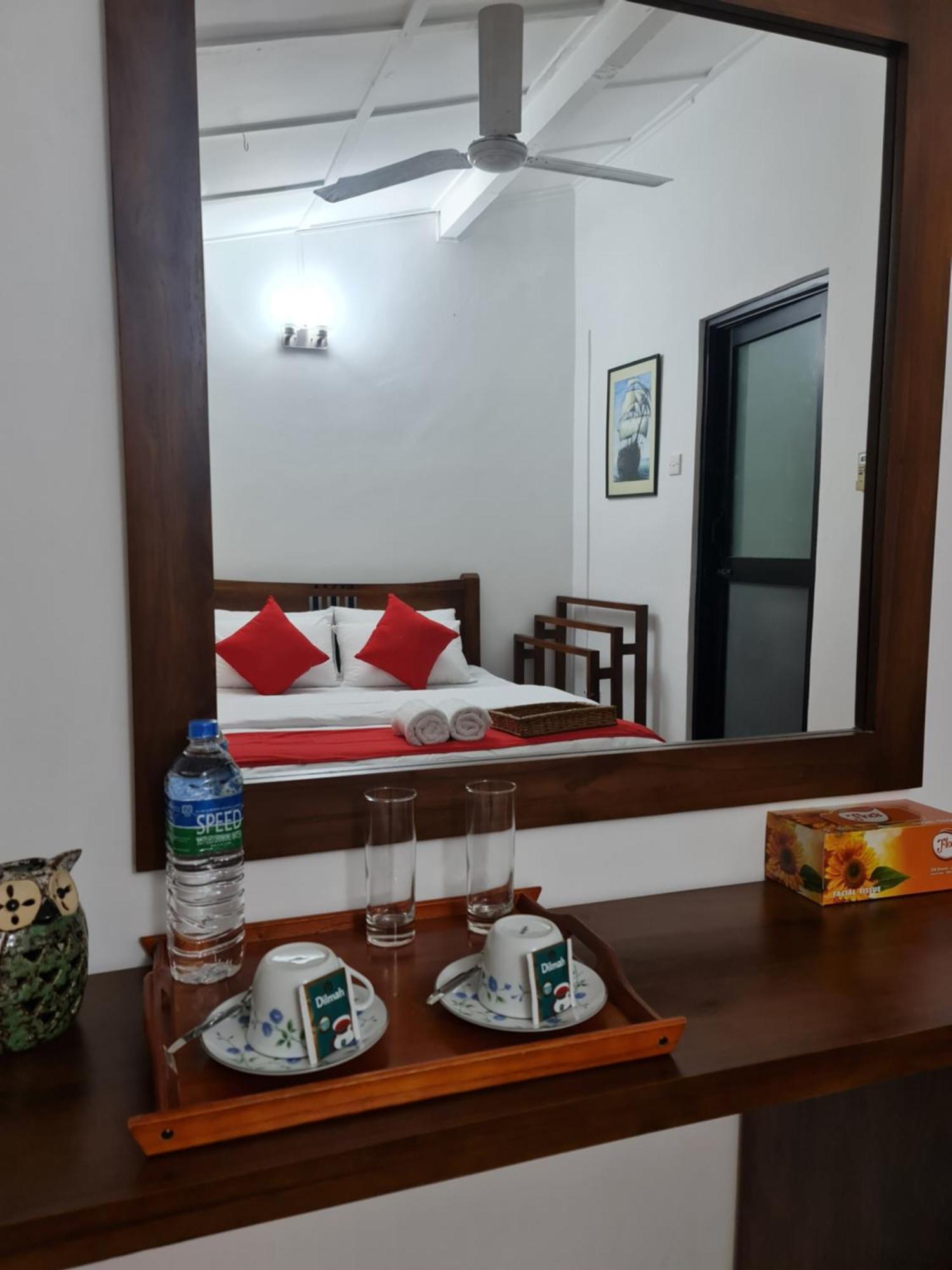 Hello Kandy Homestay Exterior photo
